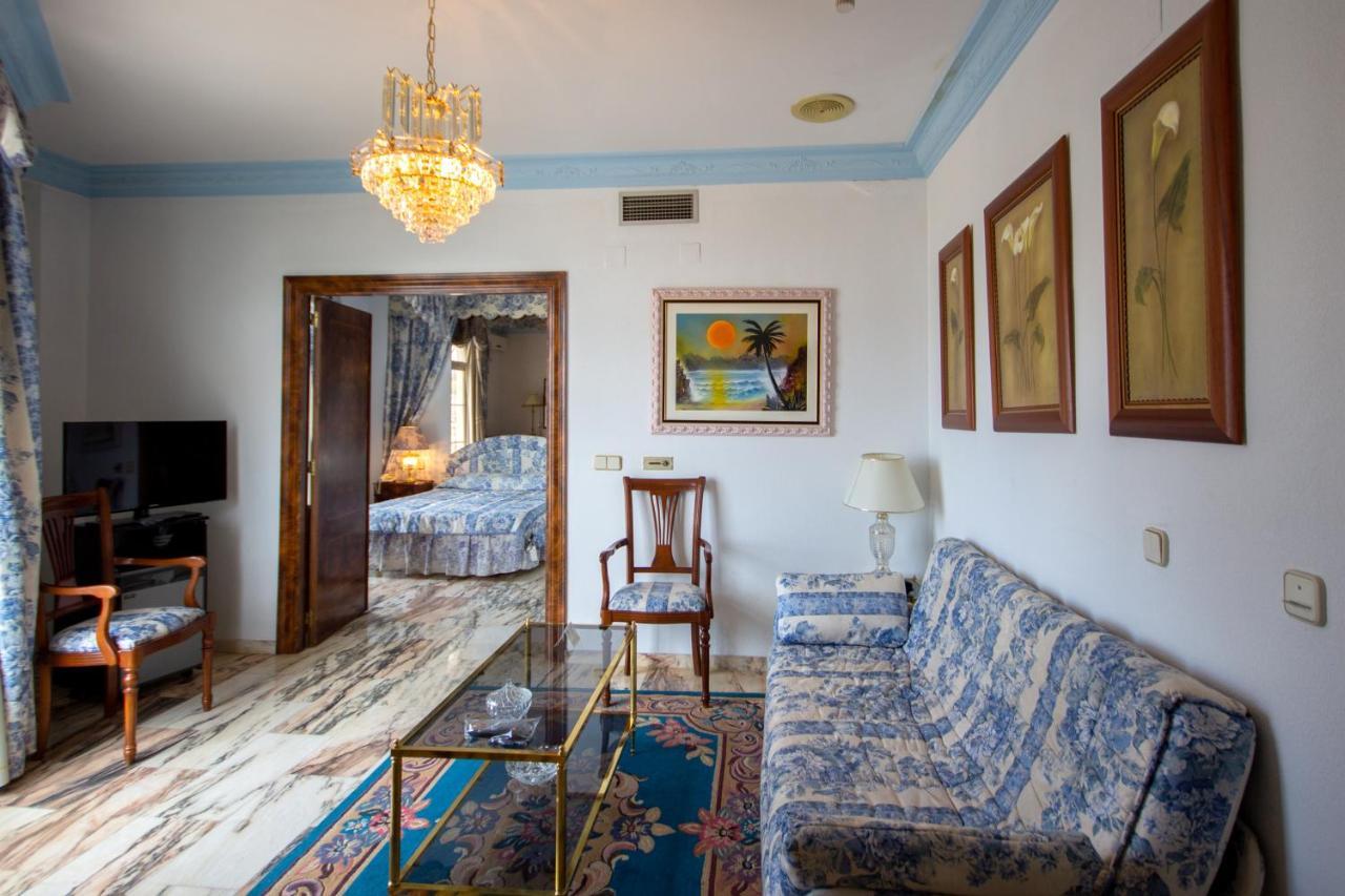 Hotel Hidalgo Martos Exteriör bild