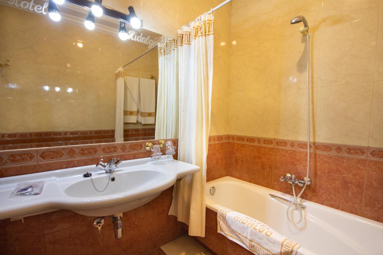 Hotel Hidalgo Martos Exteriör bild