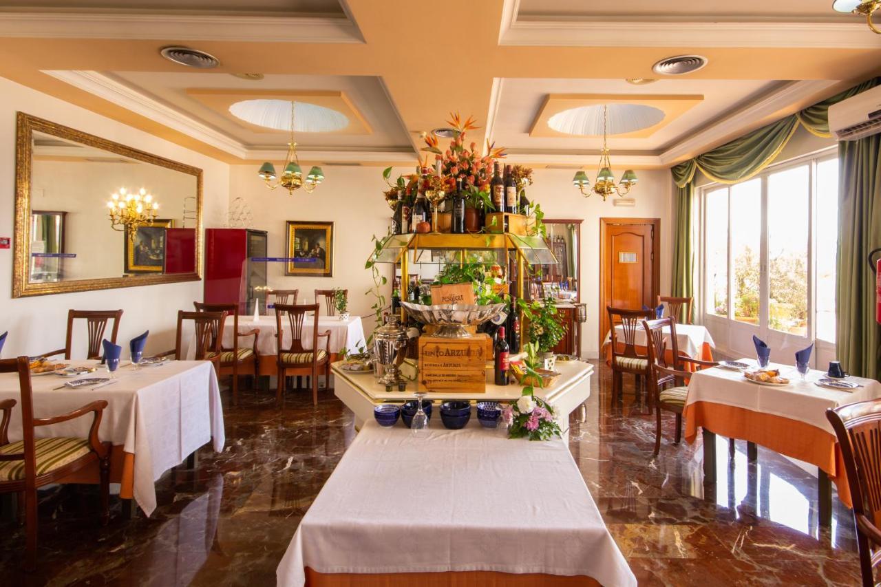 Hotel Hidalgo Martos Exteriör bild